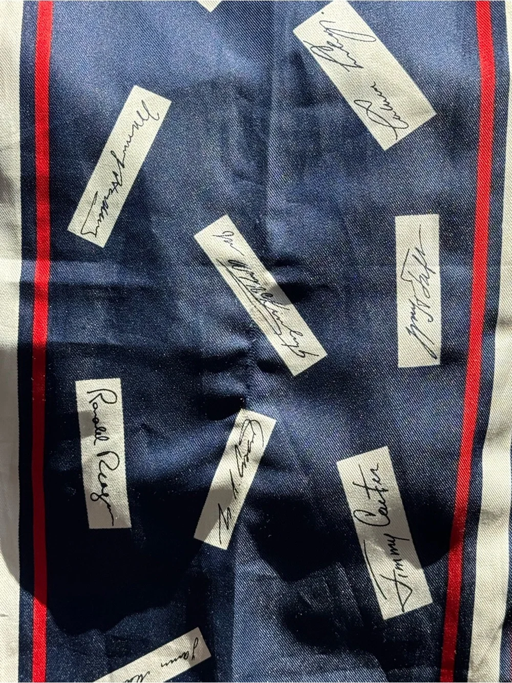 Millicent “The Presidents” Scarf 1993 Smithsonian Italy Americana 52*10 in